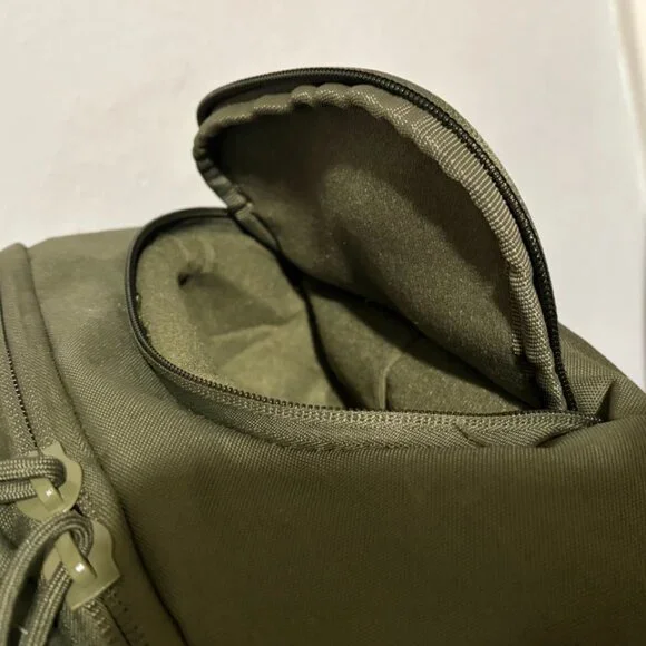 HIGHLAND TACTICAL Foxtrot backpack + Added items Lot - Picture 7 of 14